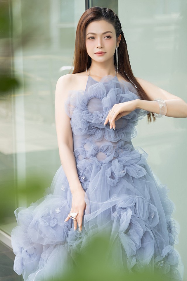 Nữ NSƯT nổi tiếng trên phim giờ vàng làm mẹ đơn thân, giữ nhan sắc không tuổi - Ảnh 2. Nữ NSƯT nổi tiếng trên phim giờ vàng làm mẹ đơn thân, giữ nhan sắc không tuổi - Ảnh 2.