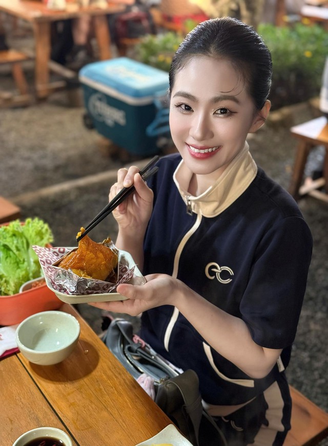 Lương B&iacute;ch Hữu ở tuổi 42: Nhan sắc trẻ trung bất ngờ v&agrave; h&agrave;nh tr&igrave;nh giữ d&aacute;ng - Ảnh 1.