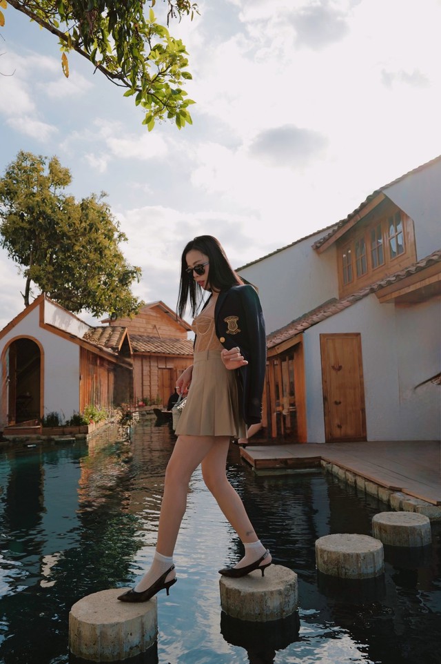 Nữ ca sĩ hát nhạc bolero nức tiếng phòng trà ở tuổi 45 đơn thân nuôi con trai, có tình mới hết lòng yêu chiều - Ảnh 3. Nữ ca sĩ hát nhạc bolero nức tiếng phòng trà ở tuổi 45 đơn thân nuôi con trai, có tình mới hết lòng yêu chiều - Ảnh 3.