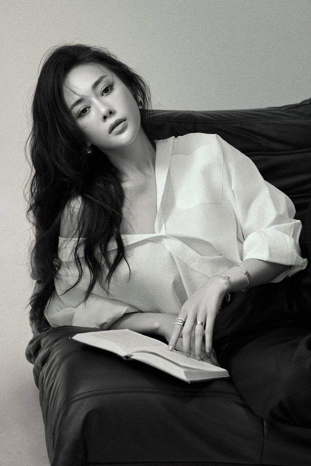 Nhan sắc Phương Oanh ngày trở lại MXH - Ảnh 2. Nhan sắc Phương Oanh ngày trở lại MXH - Ảnh 2.