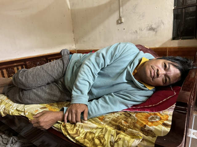 MS 1076: Người đ&agrave;n &ocirc;ng c&acirc;m điếc, mất vợ con, kiệt quệ v&igrave; bệnh tật chỉ mong c&oacute; tiền đi viện một lần - Ảnh 3.