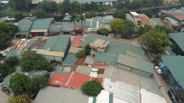 Hà Nội Lo ngại hỏa hoạn từ nhà xưởng tạm bợ ở phường Đại Mỗ 2026 - Ảnh 10. Hà Nội Lo ngại hỏa hoạn từ nhà xưởng tạm bợ ở phường Đại Mỗ 2026 - Ảnh 10.