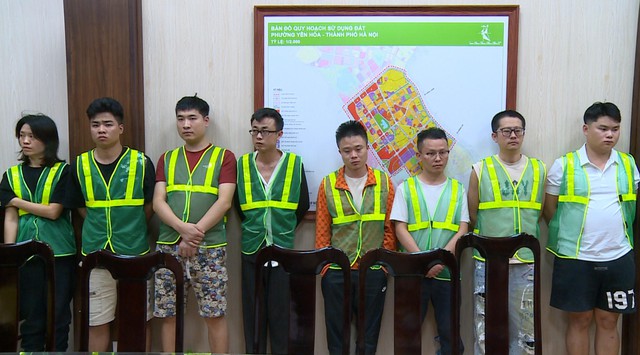 Khi ' &ocirc;ng tr&ugrave;m ' ngọai quốc điều h&agrave;nh lừa đảo xuy&ecirc;n quốc gia tại H&agrave; Nội năm 2026 - Ảnh 1.