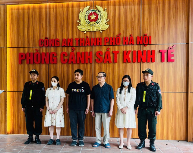 Công an Hà Nội khởi tố vụ án liên quan Công ty TNHH Bảo Tín Minh Châu - Ảnh 3. Công an Hà Nội khởi tố vụ án liên quan Công ty TNHH Bảo Tín Minh Châu - Ảnh 3.