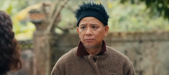 B&agrave; Diện (NSƯT Nguyệt Hằng) x&uacute;i chồng ăn vạ để cướp b&iacute; k&iacute;p gia truyền nh&agrave; h&agrave;ng x&oacute;m - Ảnh 1.