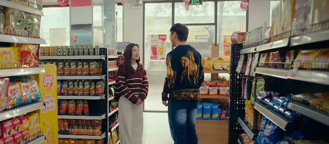 B&agrave; Diện (NSƯT Nguyệt Hằng) x&uacute;i chồng ăn vạ để cướp b&iacute; k&iacute;p gia truyền nh&agrave; h&agrave;ng x&oacute;m - Ảnh 2.