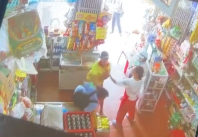 Tin sáng 8/4: Thời điểm chấm dứt nắng nóng gay gắt ở miền Bắc; Bắt đầu miễn nhiều loại phí giao thông - Ảnh 4. Tin sáng 8/4: Thời điểm chấm dứt nắng nóng gay gắt ở miền Bắc; Bắt đầu miễn nhiều loại phí giao thông - Ảnh 4.