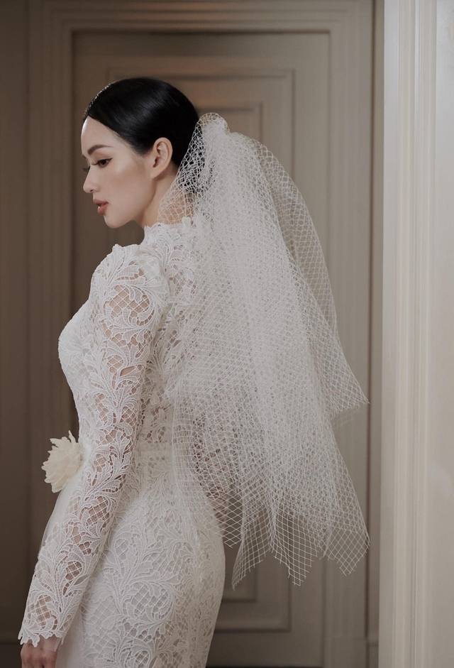 Hotgirl T&acirc;m T&iacute;t g&acirc;y ngỡ ng&agrave;ng bởi vẻ đẹp 'n&oacute;ng bỏng' ở tuổi 36 - Ảnh 3.