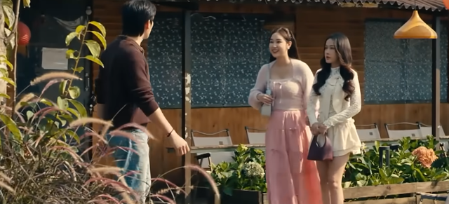 Đình Tú và Ngọc Huyền cùng có người theo đuổi trong 'Ngược đường ngược nắng' - Ảnh 1. Đình Tú và Ngọc Huyền cùng có người theo đuổi trong 'Ngược đường ngược nắng' - Ảnh 1.