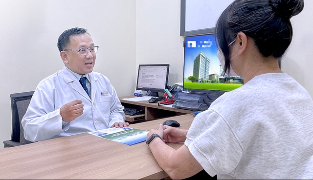 Người phụ nữ 57 tuổi phát hiện suy thận kèm suy giáp từ dấu hiệu nhiều người Việt không ngờ tới - Ảnh 1. Người phụ nữ 57 tuổi phát hiện suy thận kèm suy giáp từ dấu hiệu nhiều người Việt không ngờ tới - Ảnh 1.