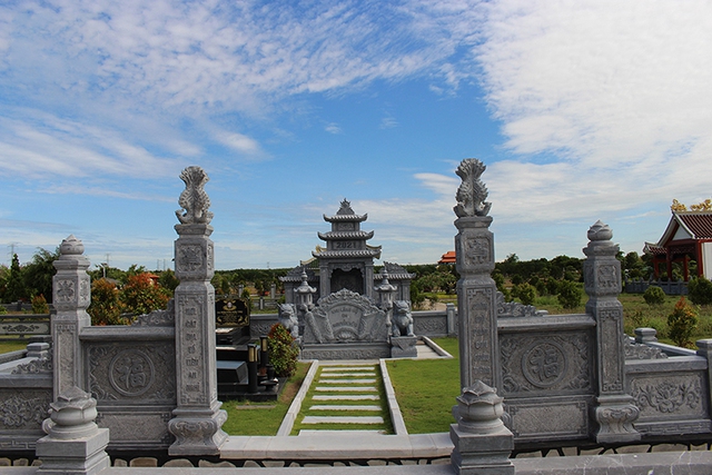 Dấu hiệu mộ c&oacute; phong thủy tốt, con ch&aacute;u tha hồ hưởng lộc - Ảnh 3.