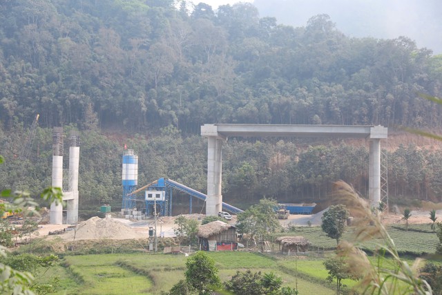 Toàn cảnh tuyến cao tốc hơn 5.700 tỷ đồng xuyên núi rừng Thái Nguyên - Ảnh 12. Toàn cảnh tuyến cao tốc hơn 5.700 tỷ đồng xuyên núi rừng Thái Nguyên - Ảnh 12.