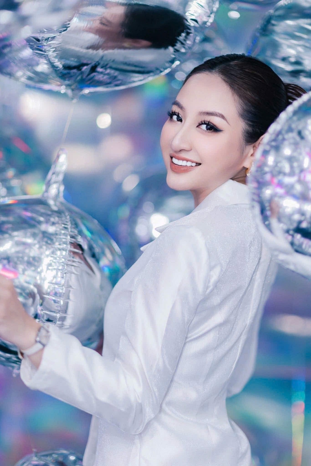 Ch&acirc;n dung Hải V&acirc;n - &Aacute; hậu văn h&oacute;a Việt Nam 2026 với khả năng 3 ngọai ngữ - Ảnh 6.