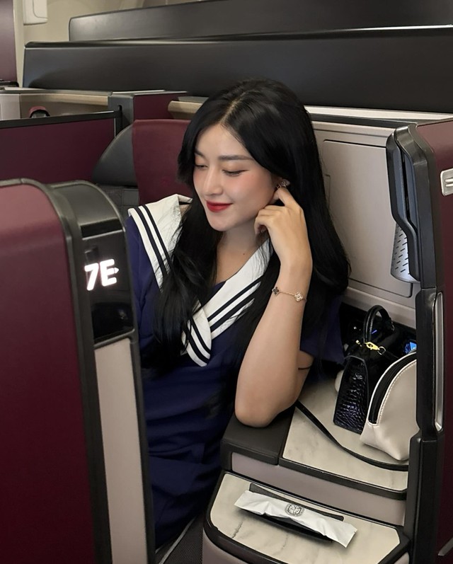 Ch&acirc;n dung &aacute; hậu g&acirc;y tranh c&atilde;i MXH bởi c&acirc;u chuyện 'pass đồ' - Ảnh 10.