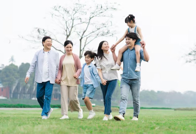 3 kiểu gia đ&igrave;nh nu&ocirc;i dạy con th&ocirc;ng minh, kiểu thứ 2 kh&ocirc;ng ai ngờ tới - Ảnh 1.