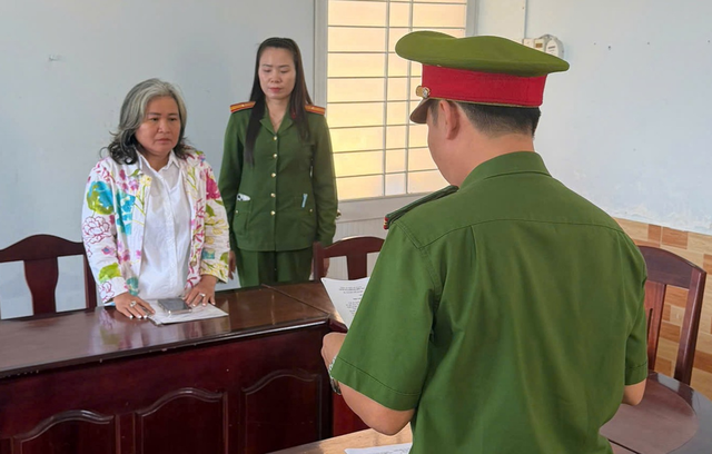 Khởi tố, bắt giữ người phụ nữ lừa đảo chiếm đoạt 6 tỷ đồng li&ecirc;n quan chuyển nhượng đất tại Ph&uacute; Quốc - Ảnh 1.