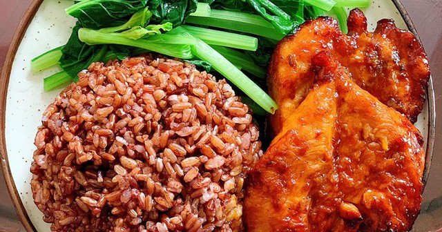 Công thức món ăn cho người gan nhiễm mỡ, giúp hạ mỡ gan - Ảnh 1. Công thức món ăn cho người gan nhiễm mỡ, giúp hạ mỡ gan - Ảnh 1.