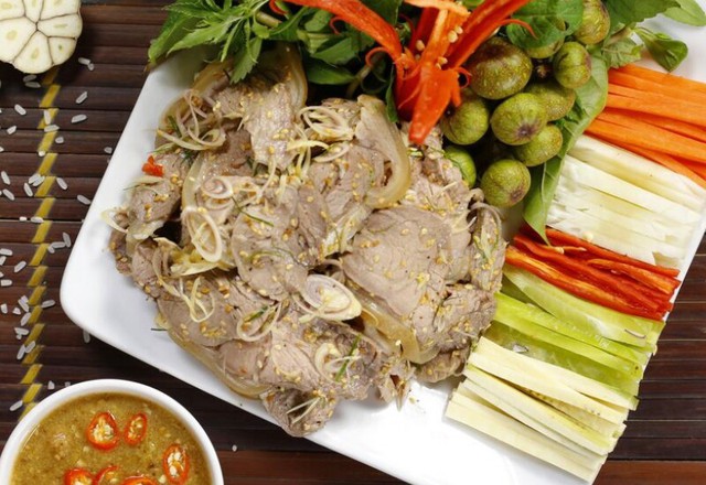 Loạt m&oacute;n ăn đặc sản kh&ocirc;ng thể bỏ qua khi thăm c&aacute;c danh lam thắng cảnh Ninh B&igrave;nh 2026 - Ảnh 2.