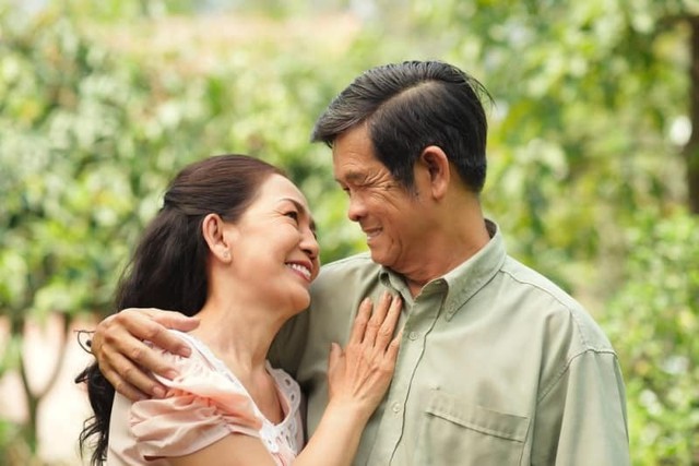 Phụ nữ đến bao nhiêu tuổi thì không còn hứng thú với đàn ông? Góc nhìn tâm lý học - Ảnh 4. Phụ nữ đến bao nhiêu tuổi thì không còn hứng thú với đàn ông? Góc nhìn tâm lý học - Ảnh 4.