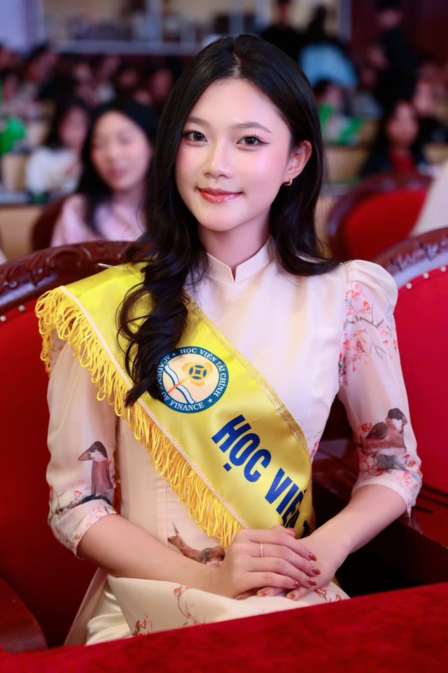 Ch&acirc;n dung Nguyễn Phương Anh - Hoa kh&ocirc;i Học viện T&agrave;i ch&iacute;nh tại Hoa hậu Việt Nam 2026 - Ảnh 2.