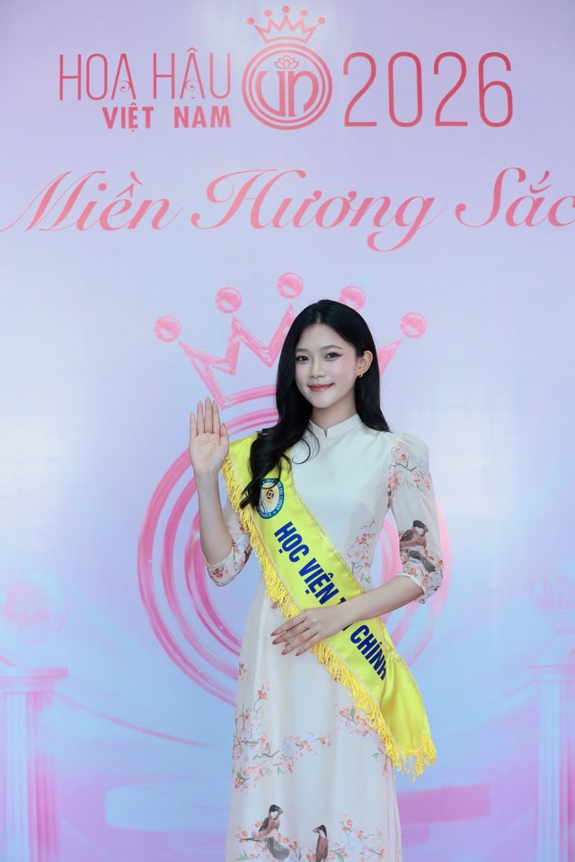 Ch&acirc;n dung Nguyễn Phương Anh - Hoa kh&ocirc;i Học viện T&agrave;i ch&iacute;nh tại Hoa hậu Việt Nam 2026 - Ảnh 3.