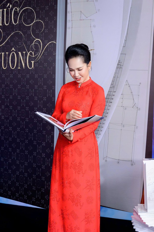 Nguyễn Văn Chung gây bất ngờ khi tham gia chương trình năm 2026 , Quỳnh Nga nóng bỏng - Ảnh 4. Nguyễn Văn Chung gây bất ngờ khi tham gia chương trình năm 2026 , Quỳnh Nga nóng bỏng - Ảnh 4.
