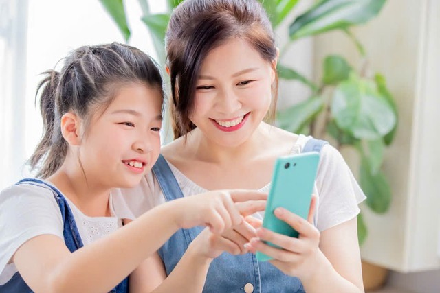 V&igrave; sao nhiều phụ nữ trung ni&ecirc;n th&iacute;ch khoe tiền, khoe chồng, khoe con? - Ảnh 3.