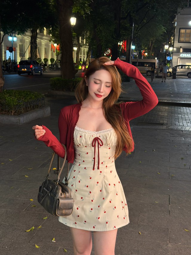 Diện bikini n&oacute;ng bỏng ch&agrave;o h&egrave;, c&aacute; sấu ch&uacute;a Quỳnh Nga g&acirc;y sốt MXH - Ảnh 13.