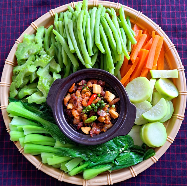 7 mâm cơm gia đình đủ chất cho gia đình 4 người - Ảnh 2. 7 mâm cơm gia đình đủ chất cho gia đình 4 người - Ảnh 2.