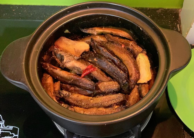 C&aacute; chạch &ndash; m&oacute;n ăn bổ dưỡng cho nam giới trung ni&ecirc;n tại chợ Việt - Ảnh 7.