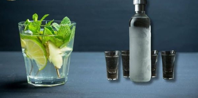 Kính nhà tắm đục mờ bỗng chốc sáng choang nhờ mẹo tẩy cặn nước siêu tốc này - Ảnh 3. Kính nhà tắm đục mờ bỗng chốc sáng choang nhờ mẹo tẩy cặn nước siêu tốc này - Ảnh 3.