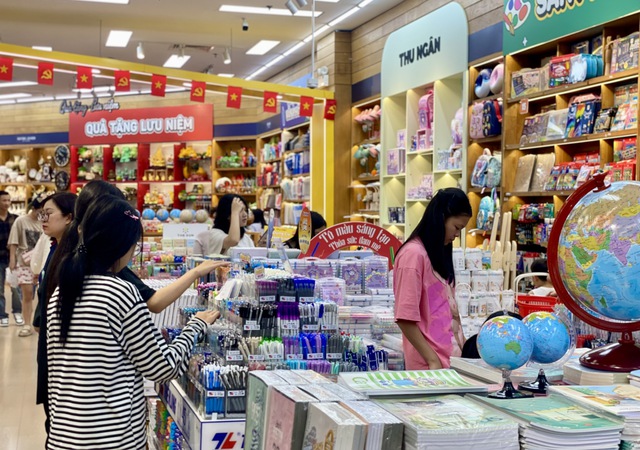Khu vui chơi giải tr&iacute;, rạp chiếu phim tất bật đ&oacute;n kh&aacute;ch những ng&agrave;y đầu th&aacute;ng 5/2026 - Ảnh 3.