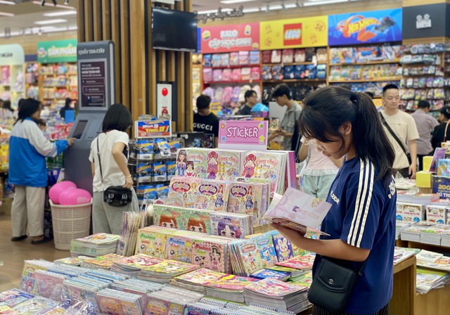 Khu vui chơi giải tr&iacute;, rạp chiếu phim tất bật đ&oacute;n kh&aacute;ch những ng&agrave;y đầu th&aacute;ng 5/2026 - Ảnh 2.