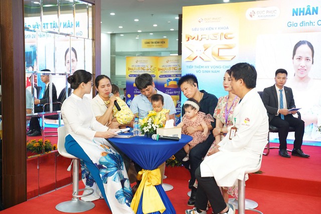 Những 'tr&aacute;i ngọt' sau h&agrave;nh tr&igrave;nh ki&ecirc;n cường v&agrave; 7 cơ hội mới cho c&aacute;c gia đ&igrave;nh hiếm muộn tại Bệnh viện Đức Ph&uacute;c - Ảnh 2.