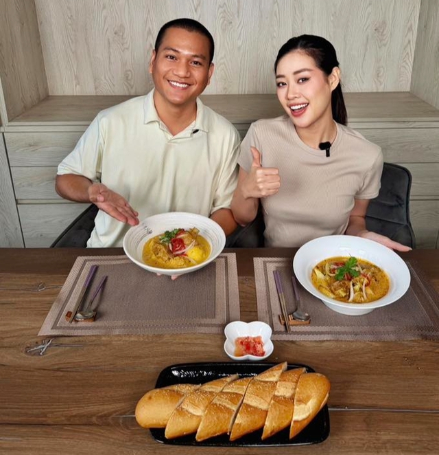 Chồng Hoa hậu Kh&aacute;nh V&acirc;n nấu ăn chiều vợ , từ b&uacute;n b&ograve; đến m&oacute;n cầu kỳ - Ảnh 3.