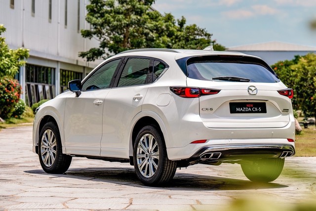 SUV hạng C giảm gi&aacute; mạnh tới 300 triệu đồng, thấp chưa từng thấy, Mazda CX-5 rẻ hiếm c&oacute; - Ảnh 3.