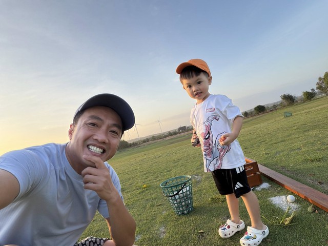 Cường Đ&ocirc; la t&igrave;nh tứ b&ecirc;n Đ&agrave;m Thu Trang, ở nh&agrave; phụ vợ chăm con rất kh&eacute;o - Ảnh 8.