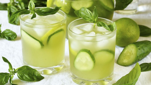 Nắng n&oacute;ng đỉnh điểm, lưu ngay 5 loại nước &eacute;p giải nhiệt, ti&ecirc;u độc cho cả nh&agrave; - Ảnh 3.