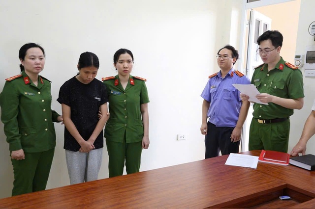 Phú Thọ: Khởi tố 2 nữ sinh đánh hội đồng bạn học tại trường Việt - Xô số 1 - Ảnh 4. Phú Thọ: Khởi tố 2 nữ sinh đánh hội đồng bạn học tại trường Việt - Xô số 1 - Ảnh 4.