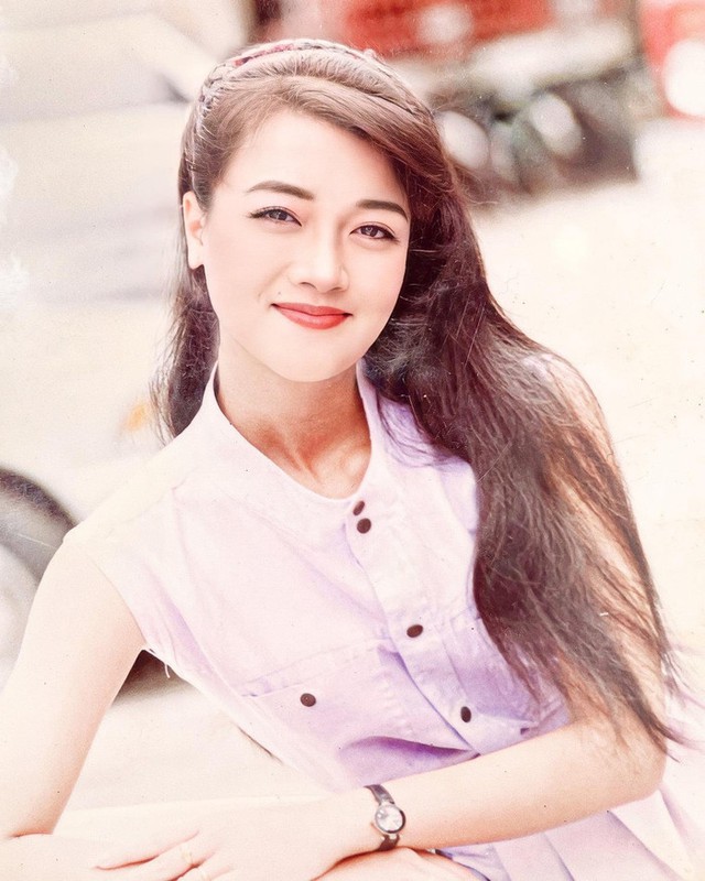 Nữ nghệ sĩ từng lọp top 15 cuộc thi hoa hậu, nhiều lần phải 'dìm nhan sắc' để mang lại tiếng cười cho khán giả - Ảnh 6. Nữ nghệ sĩ từng lọp top 15 cuộc thi hoa hậu, nhiều lần phải 'dìm nhan sắc' để mang lại tiếng cười cho khán giả - Ảnh 6.