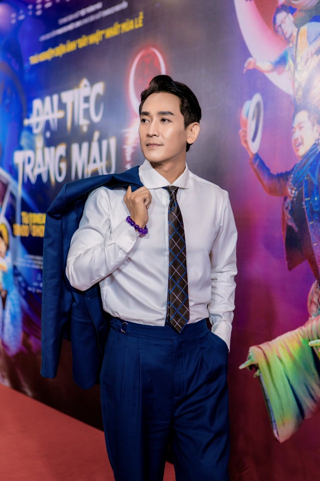 'So&aacute;i ca' Hứa Vĩ Văn lịch l&atilde;m ở tuổi 47 - Ảnh 1.
