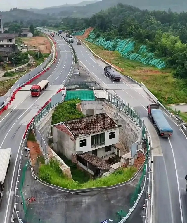 Chủ ngôi nhà từ chối đền bù 6 tỷ đồng và Cái kết đắng ngắt sau 6 năm - Ảnh 2. Chủ ngôi nhà từ chối đền bù 6 tỷ đồng và Cái kết đắng ngắt sau 6 năm - Ảnh 2.