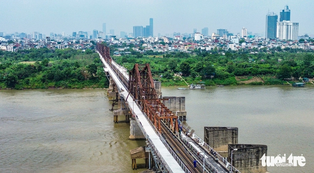 Từ 0h ng&agrave;y 28/5, kh&ocirc;i phục giao th&ocirc;ng tr&ecirc;n cầu Long Bi&ecirc;n - Ảnh 1.