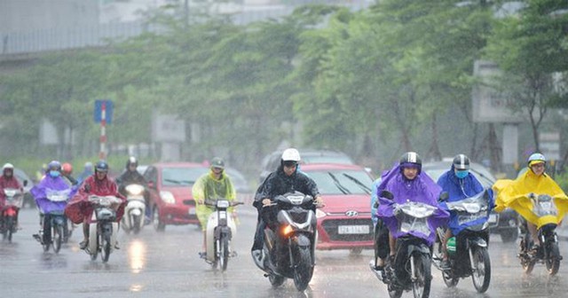 Thời điểm n&agrave;y H&agrave; Nội v&agrave; miền Bắc đ&oacute;n 'mưa v&agrave;ng' giải nhiệt, kết th&uacute;c đợt nắng n&oacute;ng như thi&ecirc;u đốt - Ảnh 1.