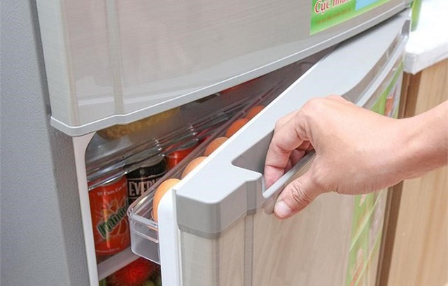 Sai lầm khi cài đặt nhiệt độ tủ lạnh mùa hè khiến tiền điện tăng phi mã hơn cả điều hòa - Ảnh 2. Sai lầm khi cài đặt nhiệt độ tủ lạnh mùa hè khiến tiền điện tăng phi mã hơn cả điều hòa - Ảnh 2.