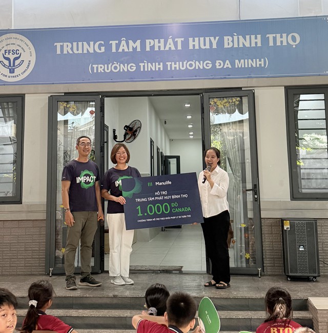Manulife Việt Nam nhận giải thưởng quốc tế về hoạt động cộng đồng - Ảnh 3.
