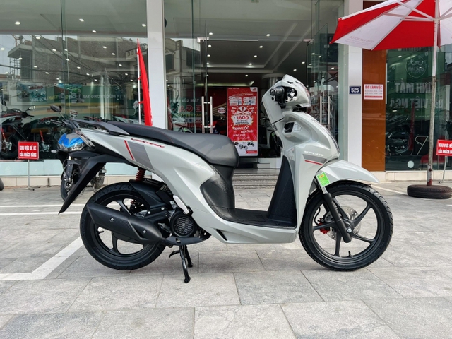 Gi&aacute; xe Honda Vision 2026 giảm mạnh , cạnh tranh với xe điện - Ảnh 2.