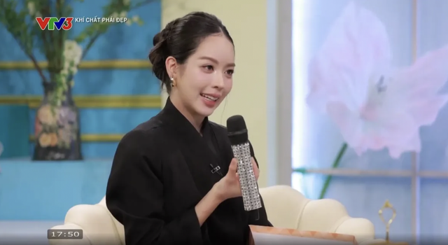 Hoa hậu thanh thủy chia sẻ h&agrave;nh tr&igrave;nh vượt qua nỗi sợ chiếc micro - Ảnh 1.