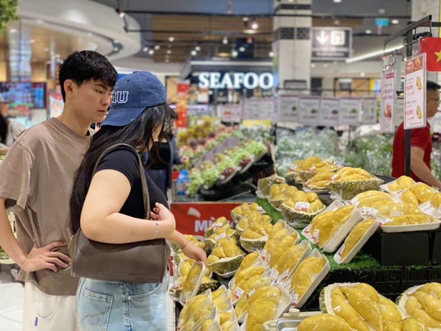 Sự thật đăng sau tấm biển sầu ri&ecirc;ng 45.000 xuất hiện đầy thị trường - Ảnh 2.