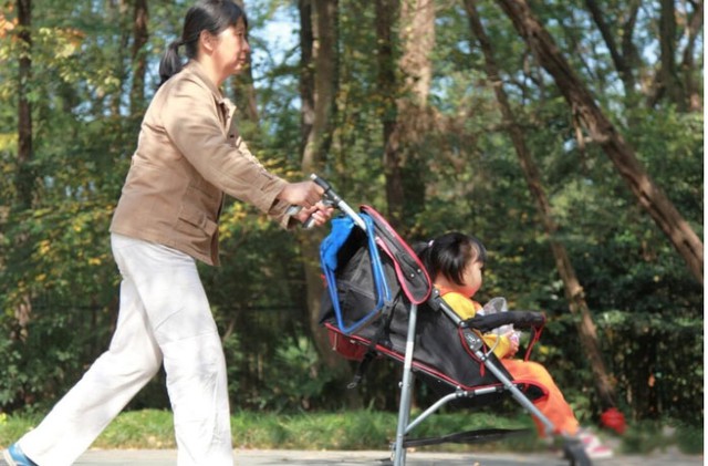 Về gi&agrave; mới hiểu: Ở c&ugrave;ng con l&agrave; những ng&agrave;y d&egrave; dặt v&agrave; ngột ngạt - Ảnh 1.